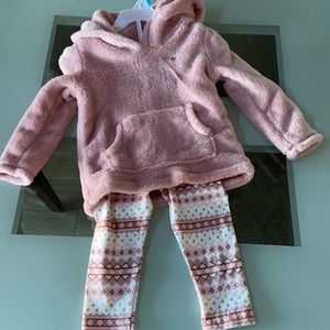 Carter’s sweat shirt pant outfit